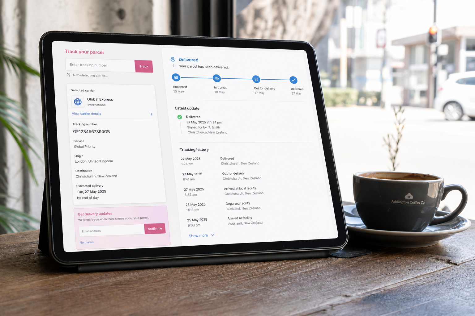 17TRACK inspired insurance app preview